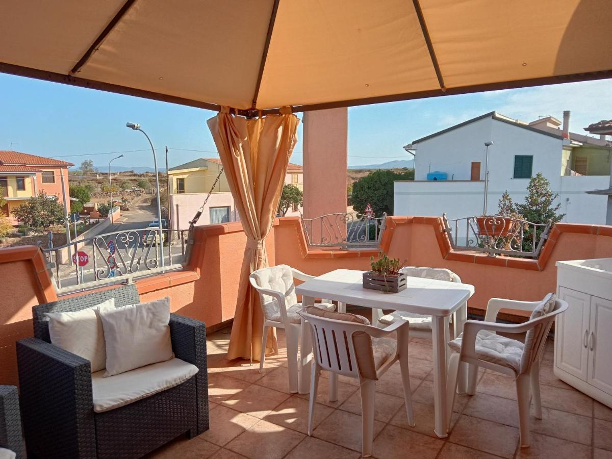 Suni Casa Vacanza Le 2 Isole מראה חיצוני תמונה